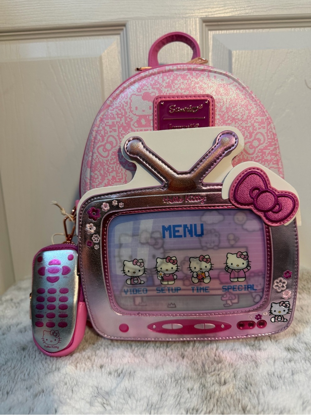 NWT Sanrio Exclusive HelloKitty Vintage TV Lenticular Mini Backpack with CoinBag